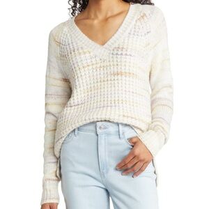 NEW Nordstrom Caslon Spacedye V-Neck Sweater New with Tags Size Medium Fluffy